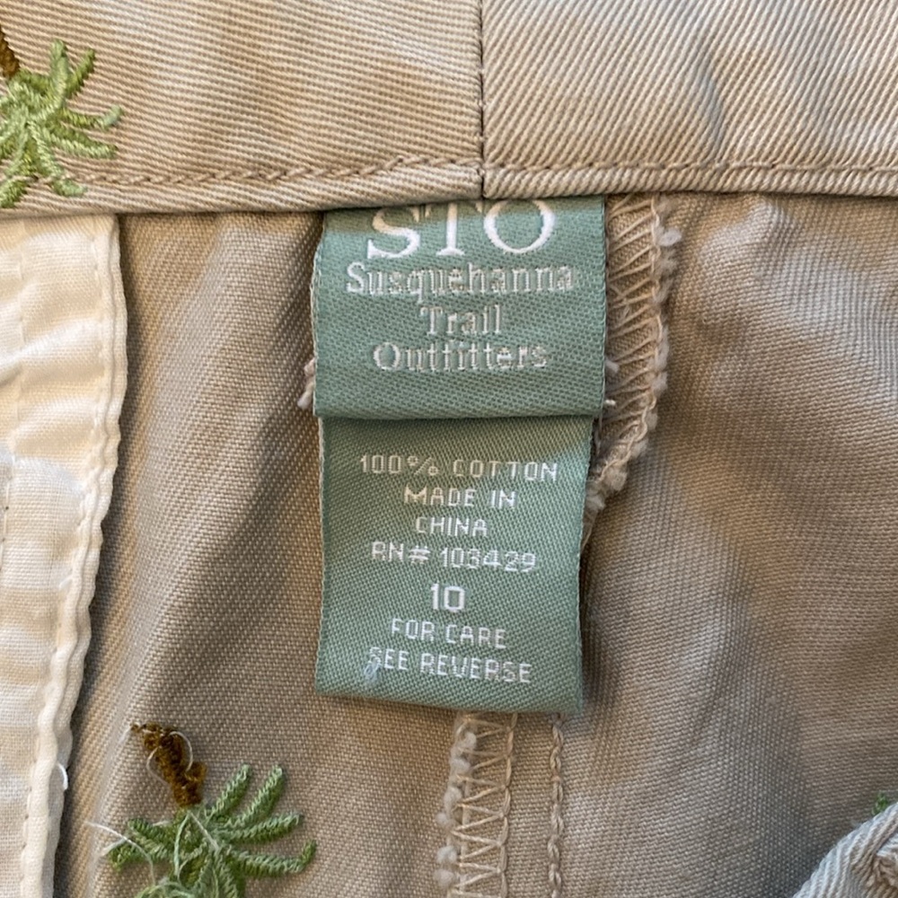 Khaki shorts - Picture 6 of 6